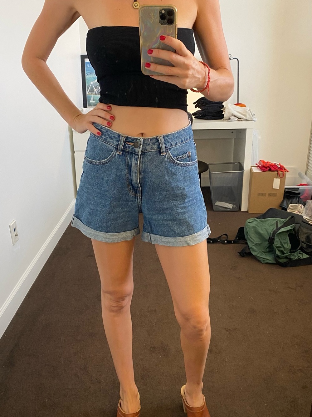 Vero Moda Classic High-Waist Rolled Hem Denim Shorts - Blue